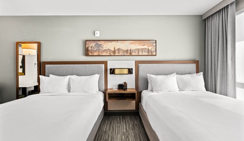 Deluxe Studio, 2 Queen Beds, Kitchenette