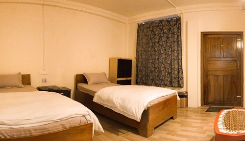 Classic Single Room, City View