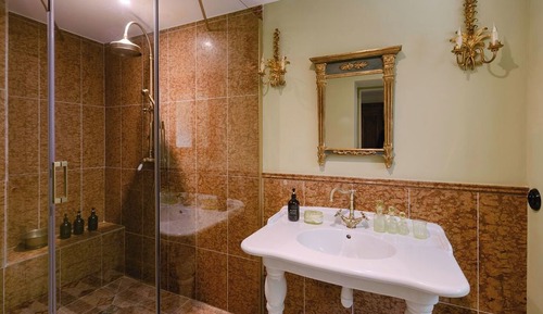 Deluxe Double Room, Pool View