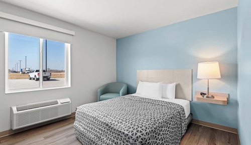 Suite, 1 Queen Bed, Accessible, Non Smoking