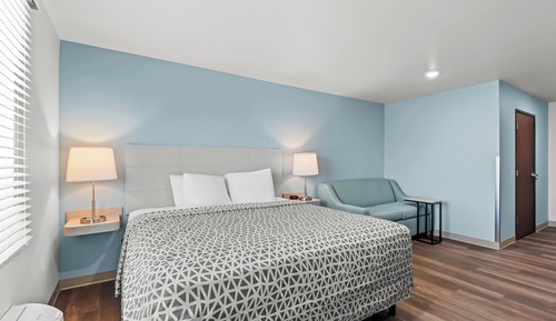 Suite, 1 King Bed, Non Smoking