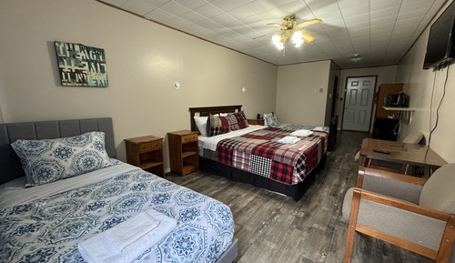 Lakefront Resort, Hot Tub, Sauna #8