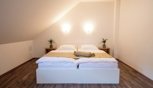 Classic Double Room, Garden View