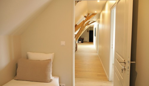 Apartment, Courtyard View