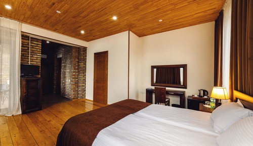 Standard Double Room, Garden View