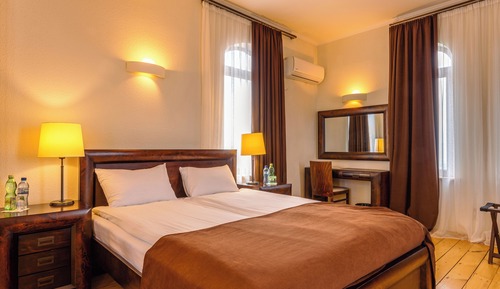 Luxury Suite, Balcony, Mountain View