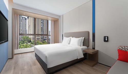 1 Bedroom Suite