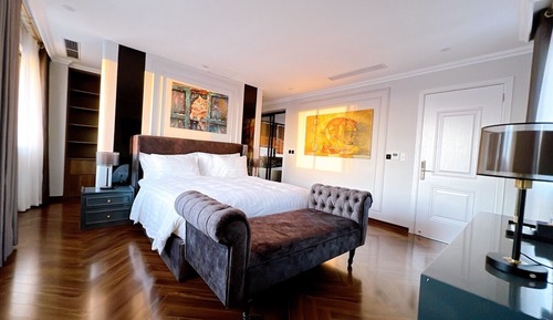 Luxury Villa, 6 Bedrooms, Private Pool, Golf View