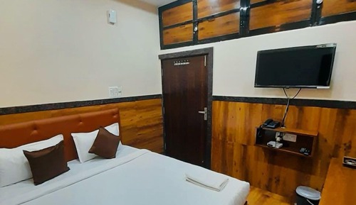 Deluxe Double Room, City View