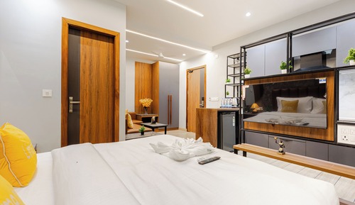 Superior Studio, Balcony, City View