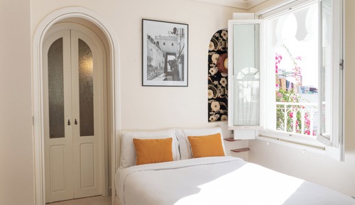 Deluxe Double Room, 1 Queen Bed, City View