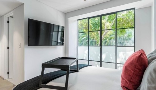 Classic Studio, Beach View