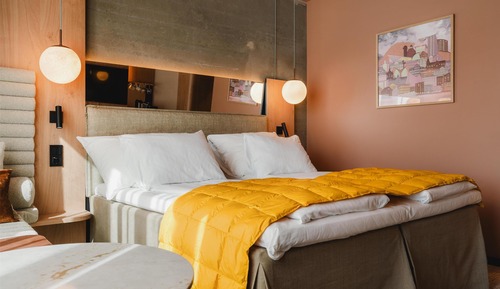 Standard Room, 1 Queen Bed
