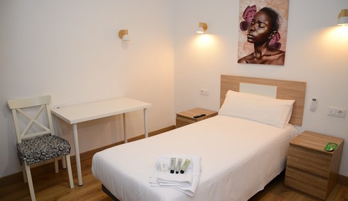 Single Room, City View