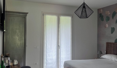 Deluxe Double Room, Pool View