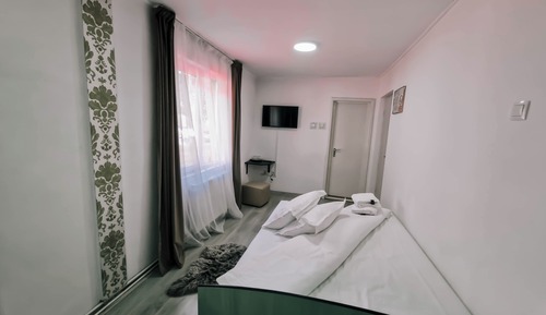 Classic Triple Room, Mountain View