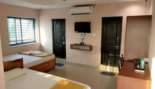 Basic Quadruple Room