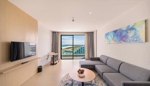 Executive Studio Suite