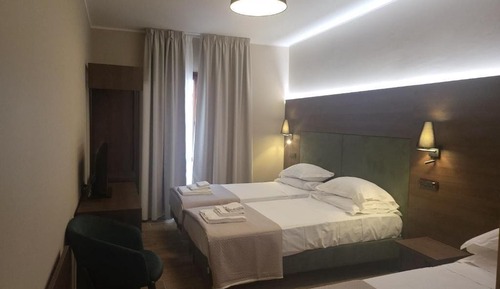 Deluxe Triple Room, Balcony