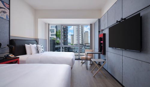 Room, 2 Double Beds, River View