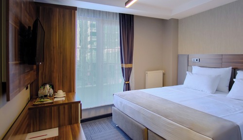 Standard Double Room, Balcony, City View