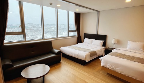 Standard Twin Room