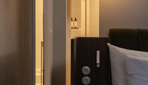 Comfort Studio, 1 King Bed, Non Smoking