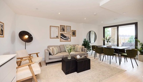 Apartment (3 Bedrooms)