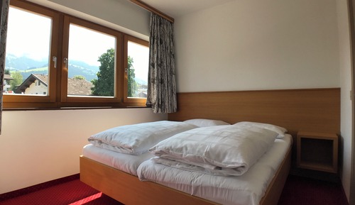 Classic Apartment, Balcony, Mountain View