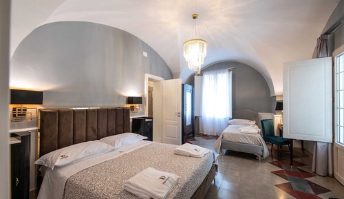 Classic Triple Room, Garden View