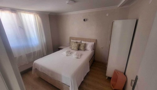 Deluxe Suite, Garden View