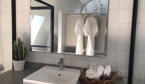 Luxury Villa, Garden View