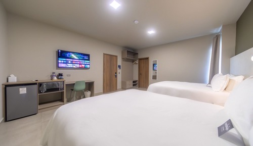 Premium Double Room, Private Bathroom (Two Queen Room 2.06)