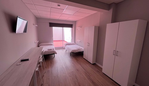 Basic Double Room, 3 Twin Beds, Balcony