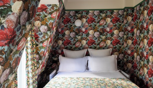 Executive Suite (with spa access)