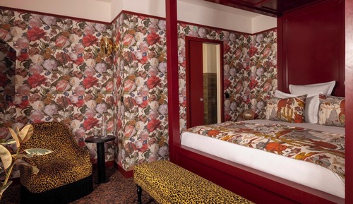 Deluxe Room (with spa access)