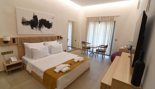 Classic Double Room, Garden View