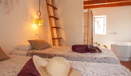 Family Room, Mountain View