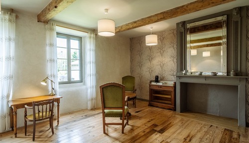 Superior Double or Twin Room, Ensuite, Mountain View (Room 4 Camille)