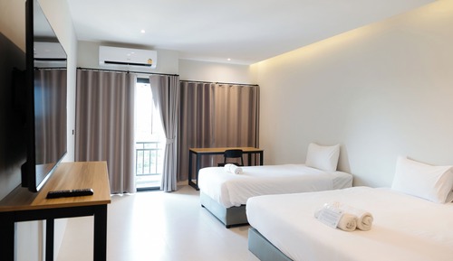 Deluxe Triple Room