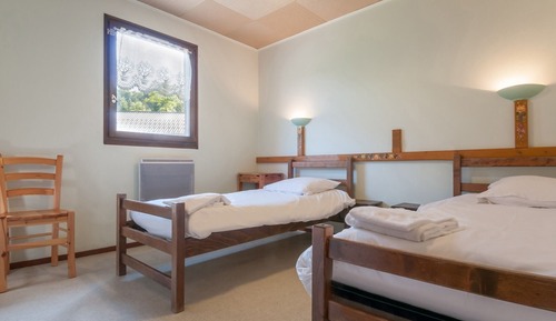 Economy Double Room, 2 Twin Beds