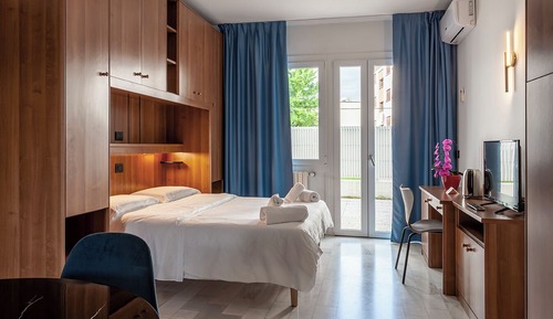 Room, 1 Double Bed, Kitchen