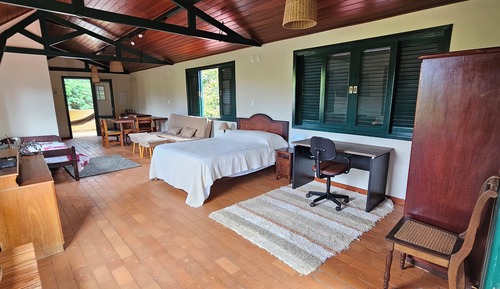 Superior Studio, Garden View