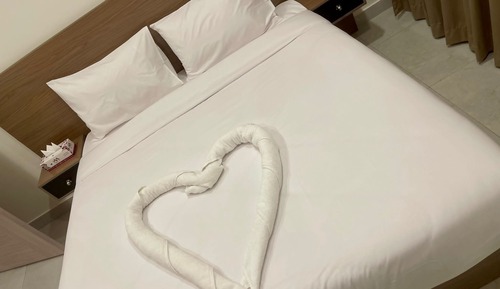 One Bedroom Apartment