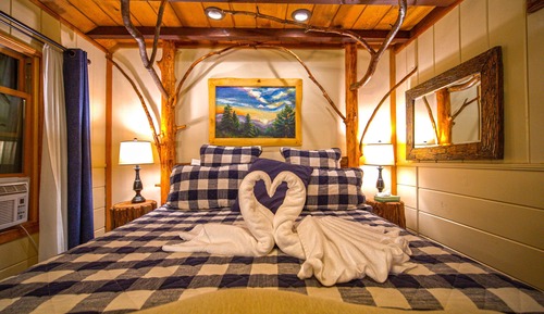 #9 Eagles Nest Duplex (Non-Pet) 