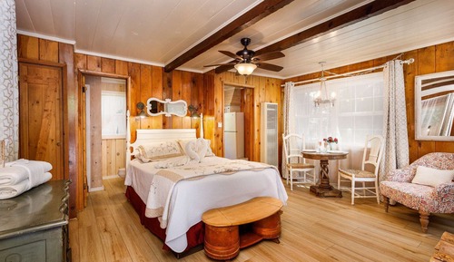 #1 Pine Rose Cottage