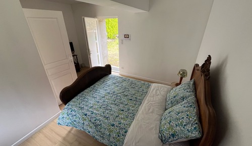City Room, Garden View
