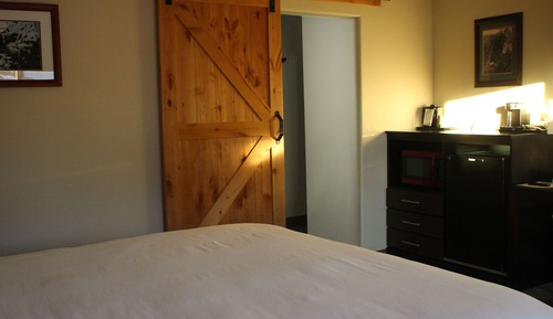 Room, 1 King Bed, Mountain View