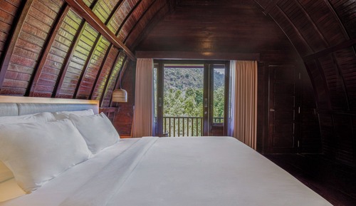 Villa, Bathtub, Mountain View