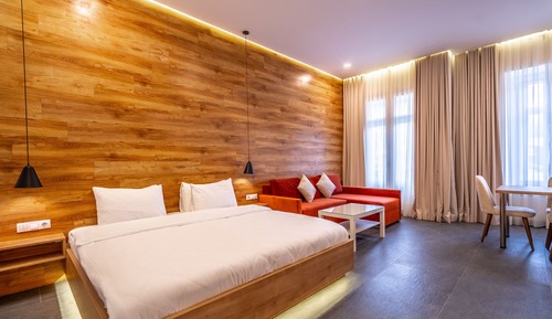 Deluxe Double or Twin Room